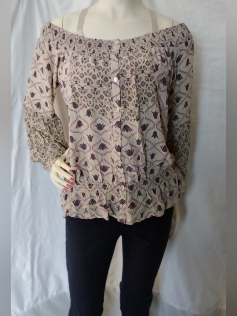 Guess by Marciano  Off-Shoulder Silk Floral Print Blouse Size M